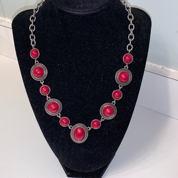 NWOT Red Stone Necklace - Picture 3 of 6